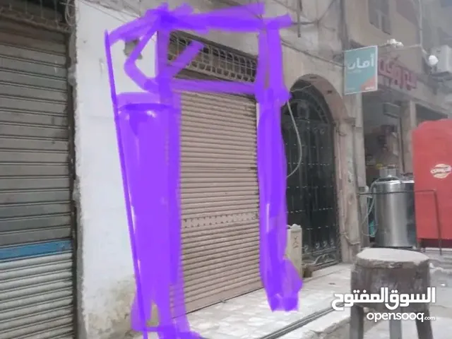 محل للايجار 15 متر كثافة عاليه