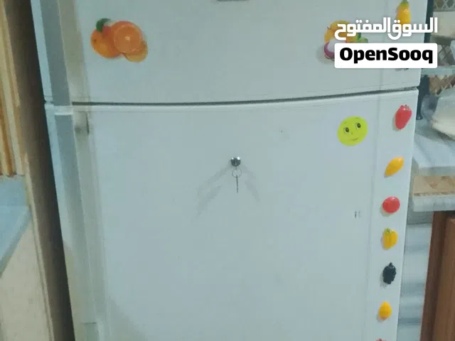 ثلاجة نوع شارب حجم كبير 24 قدم استعمال عرسان بحالة الوكالة