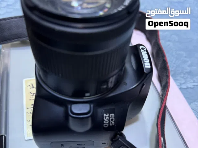 كاميرا كانون 250D