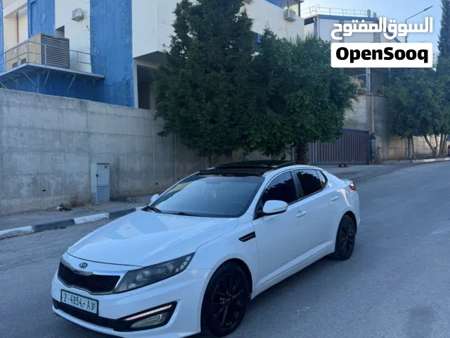 2014 كيا اوبتيما Standard