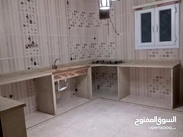 130 m2 4 Bedrooms Townhouse for Sale in Gharyan Other