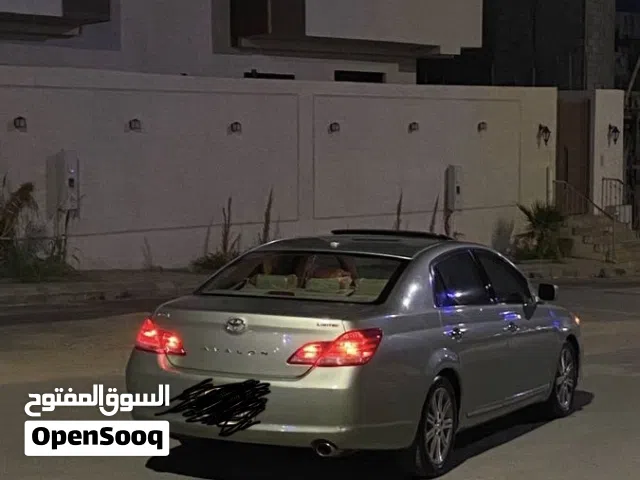 Used Toyota Avalon in Muscat
