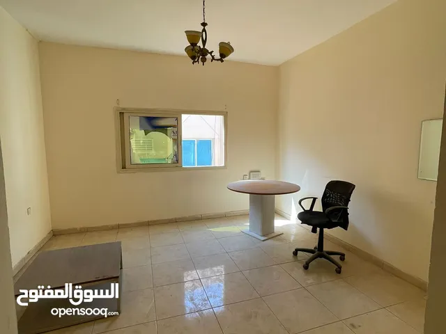 1000 ft Studio Apartments for Rent in Sharjah Al Butina