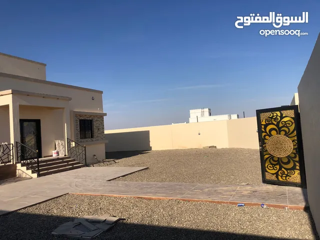 267m2 3 Bedrooms Villa for Sale in Buraimi Al Buraimi