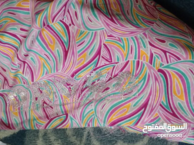 قطع قماش حرير اماراتي
