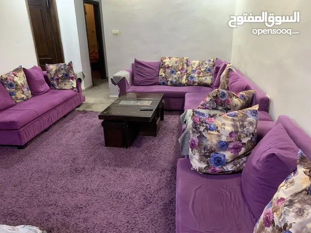 اثاث مستعمل شبه جديد