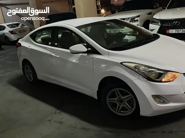 : 2014 Hyundai Elantra GCC Specs – Second Option – White – Excellent Condition