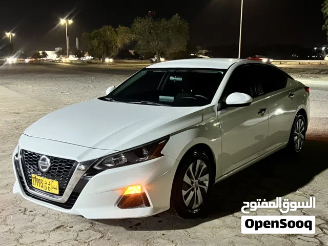 2019 نيسان التيما S