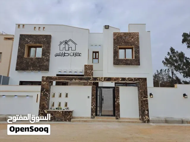400 m2 5 Bedrooms Villa for Sale in Tripoli Ain Zara