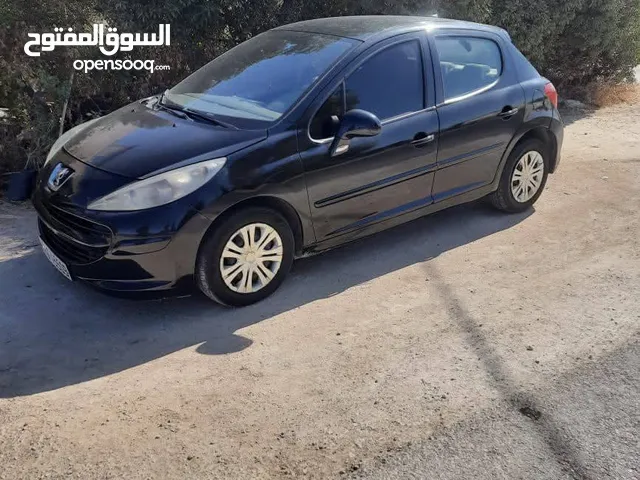 Used Peugeot 207 in Madaba