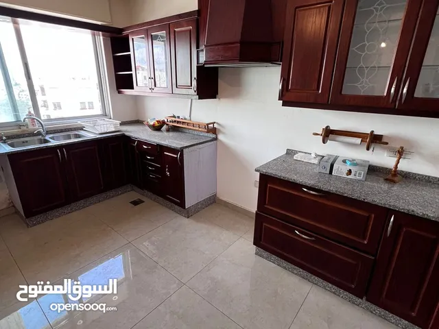 178 m2 3 Bedrooms Apartments for Rent in Amman Al Rabiah