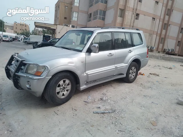 Used Mitsubishi Pajero in Farwaniya