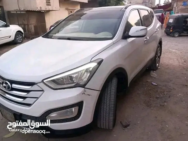سنتافي موديل 2014 سياره نضيفه جدا