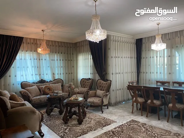 170 m2 3 Bedrooms Apartments for Sale in Amman Um El Summaq