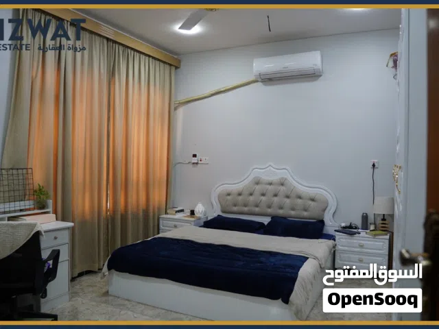 130 m2 4 Bedrooms Townhouse for Sale in Baghdad Jihad