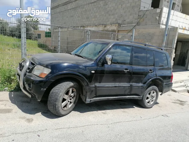 Used Mitsubishi Pajero in Hebron