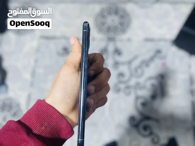 ايفون 11 برو مكس للبيع