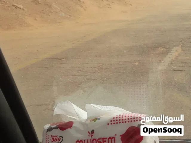 مضخه مياه  بومبه عاديه شبه جديده ستعمال مره وحده تعال جرب قاعده راكبه للبيع 250 دينار
