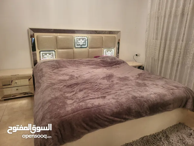 غرفه نوم أبيض ماستر