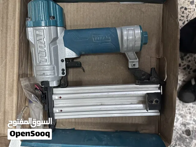مسدس مسامير نوع توتال في حالة جيدة
