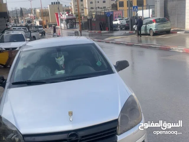 اوبل استرا 2005 خاليا من القص الطولي و العرضي وع الفحص سعر مناسب سياره ممتازه و اقتصاديه 100 100