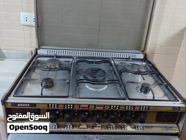 فرن غاز 5 عيون نظيف بحالة جيده جدا
