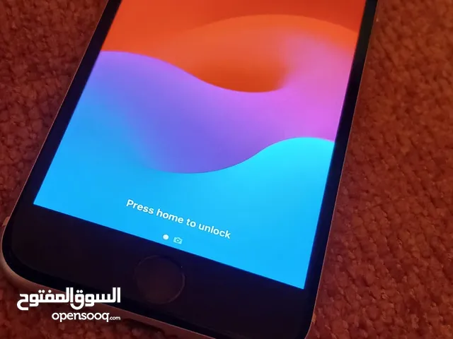 Apple iPhone SE 2 64 GB in Tripoli