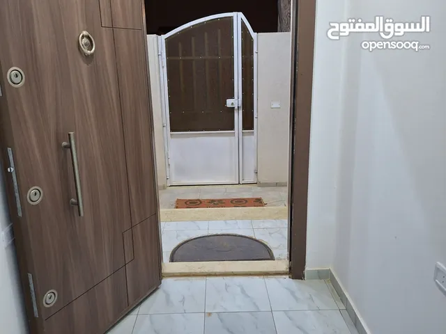 100 m2 2 Bedrooms Apartments for Rent in Tripoli Al-Bivio