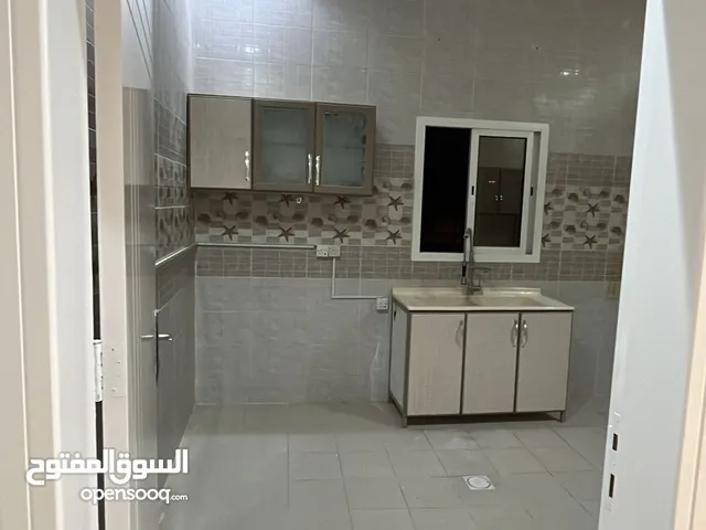 180 m2 1 Bedroom Apartments for Rent in Al Riyadh Al Hamra