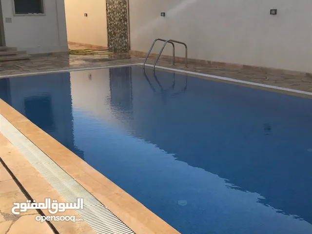 2 Bedrooms Chalet for Rent in Tripoli Ain Zara