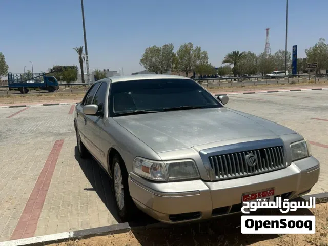 2009 ميركوري جراند ماركيز Luxury