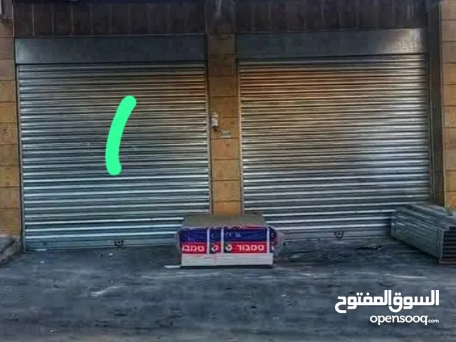 محل تجاري للبيع في منطقة حيوية ونشطة تجاريا جدا.