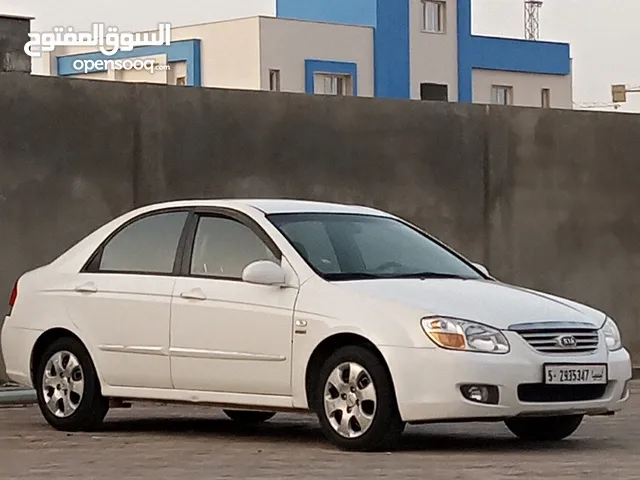 Used Kia Cerato in Tripoli