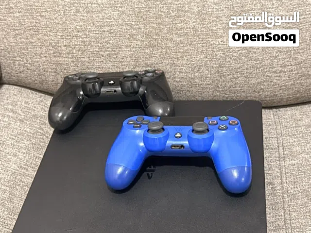 PlayStation 4 PlayStation for sale in Al Dakhiliya