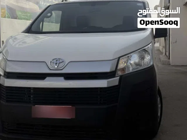 تويوتا باص هايس نظيف جدا