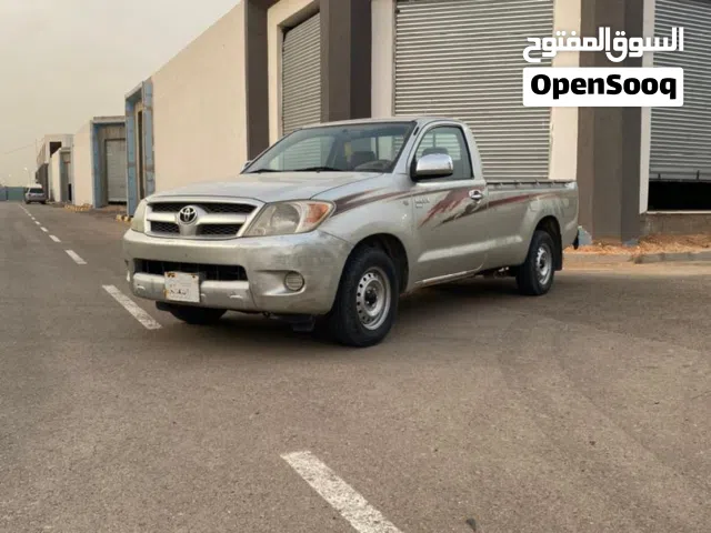 Used Toyota Hilux in Tripoli