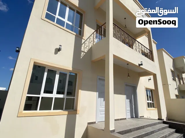 للبيع فله في العامرات الخامسة جنب مدرّسه الصهباء جنب مجمع صحي الخامسة او الاجار 450 في الشهر