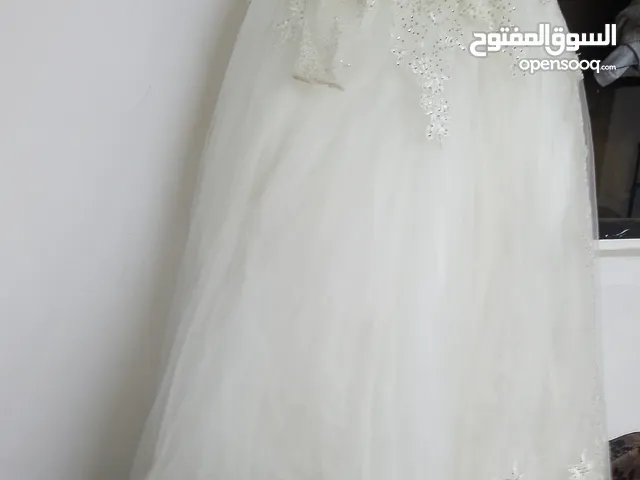 فستان زواج ممتاز من الخليج العربي
