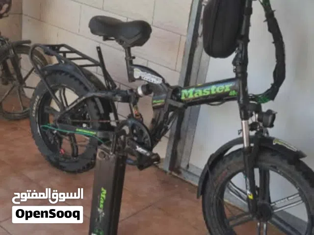 للبيع دراجة كهربائية مميزة وقابلة للطي