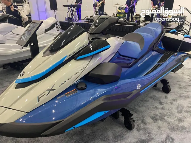Fx Limited 2025 yamahaصفار