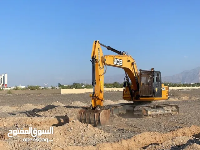 2016 Tracked Excavator Construction Equipments in Al Batinah