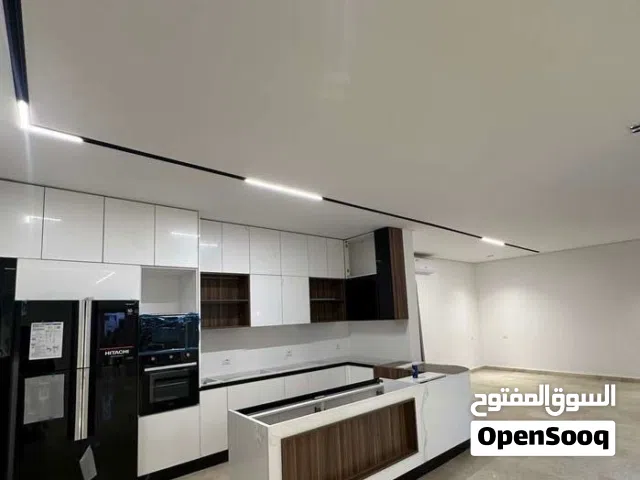 600 m2 More than 6 bedrooms Villa for Rent in Tripoli Al-Serraj