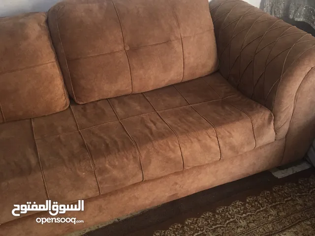 طقم كنب خشب تفصيل 8 مقاعد بحالة ممتازة