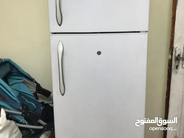 ثلاجة مستعملة للبيع للتواصل موجود الرقم بالاعلان