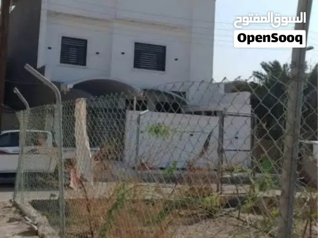 205 m2  Townhouse for Sale in Basra Juninah