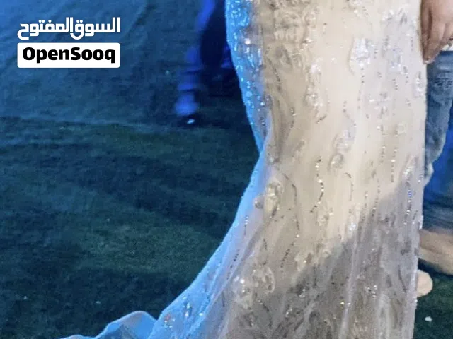 Evening Dresses in Dakahlia