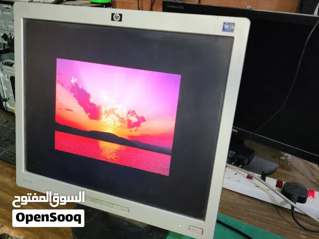 17" HP monitors for sale  in Aqaba
