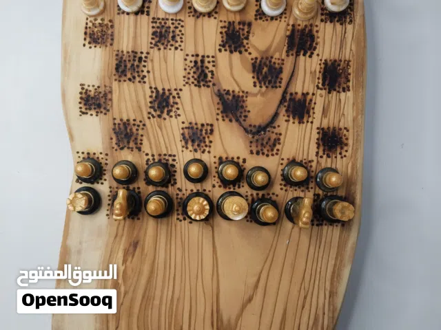 قطع شطرنج مشغوله يدوي بالكامل