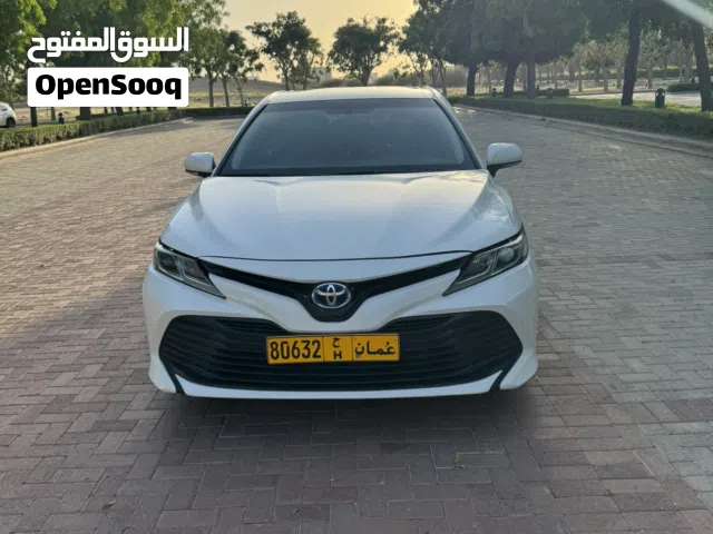 2020 تويوتا كامري LE