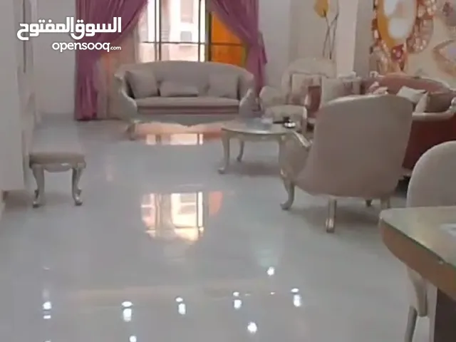 شقه مفروشه فرش فندقي للايجار المريوطية فيصل